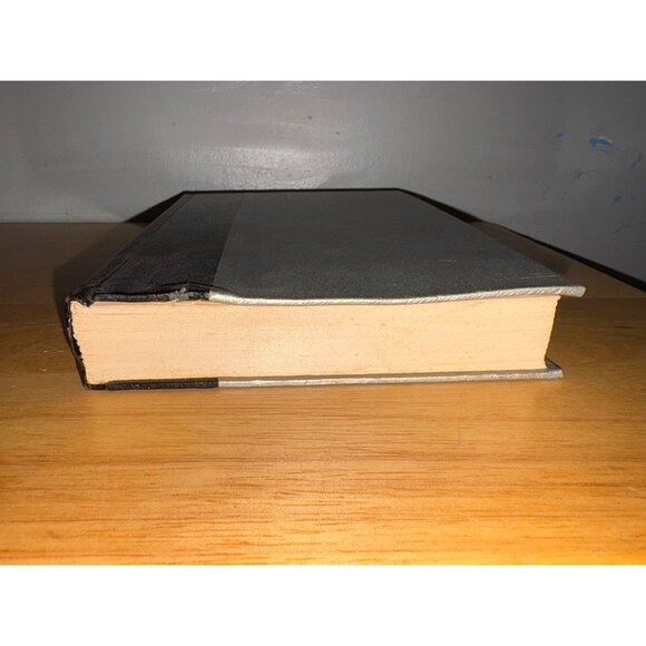 Entebbe Rescue Hardcover Book By Yeshayahu Ben-Porat, Haber, Zeev Schiff 1977 - Picture 2 of 16